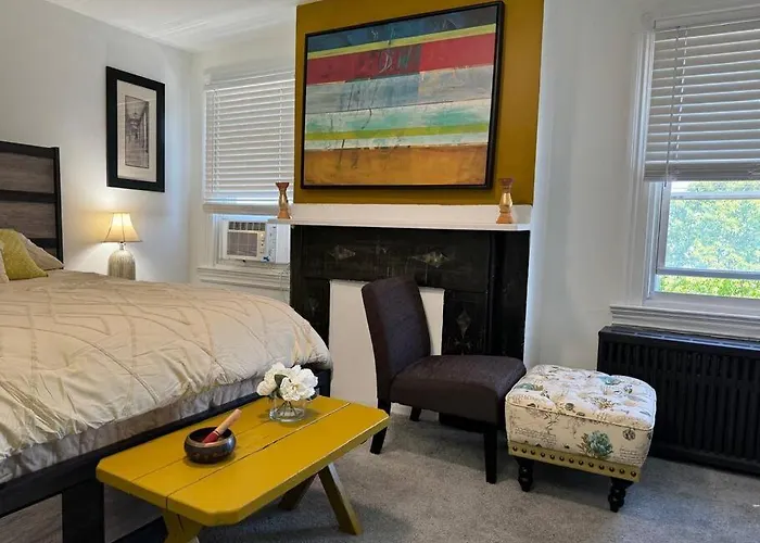 Elegant Private In Oakland, Pittsburgh. Pittsburgh