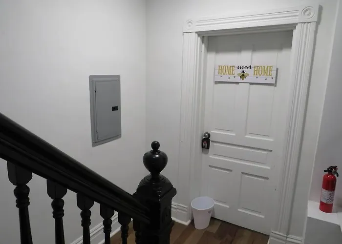 Elegant Private In Oakland, Pittsburgh. Pittsburgh